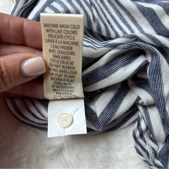 Max Studio Womens Striped Blouse Blue Short Sleeve Button Up Tie Front Large - Picture 8 of 8